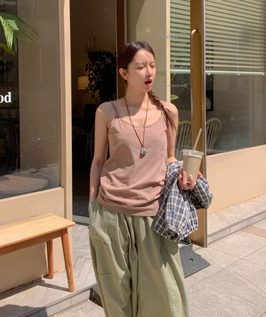 Eddy Basic Sleeveless Top