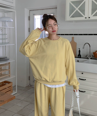 Number Patch Stitch Nagrang Sweatshirt