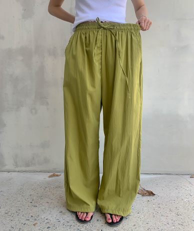 Eyed Nylon Banding Wide Pants