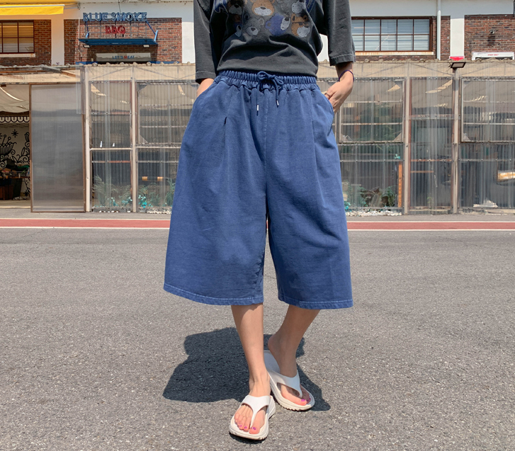 [Unisex] Wony Pigment Bermuda Pintuck Training Shorts