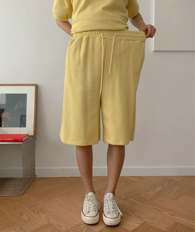 Yuke Patch Bermuda Shorts