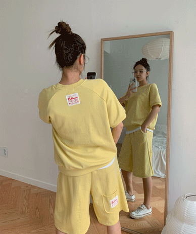 Number Patch Short-sleeve Sweatshirt