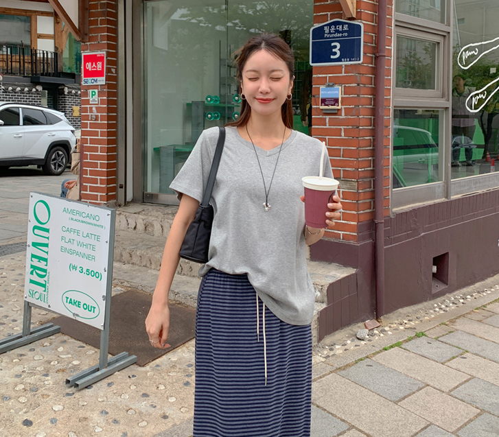 Joy V-neck Modal Short-sleeve T-shirt