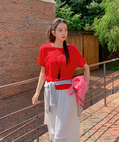 Low Eyelet Punching Short Sleeves T-shirt