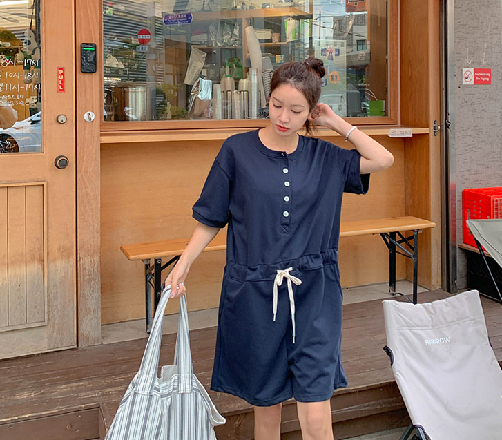 Cushioned Short-sleeve Jumpsuit