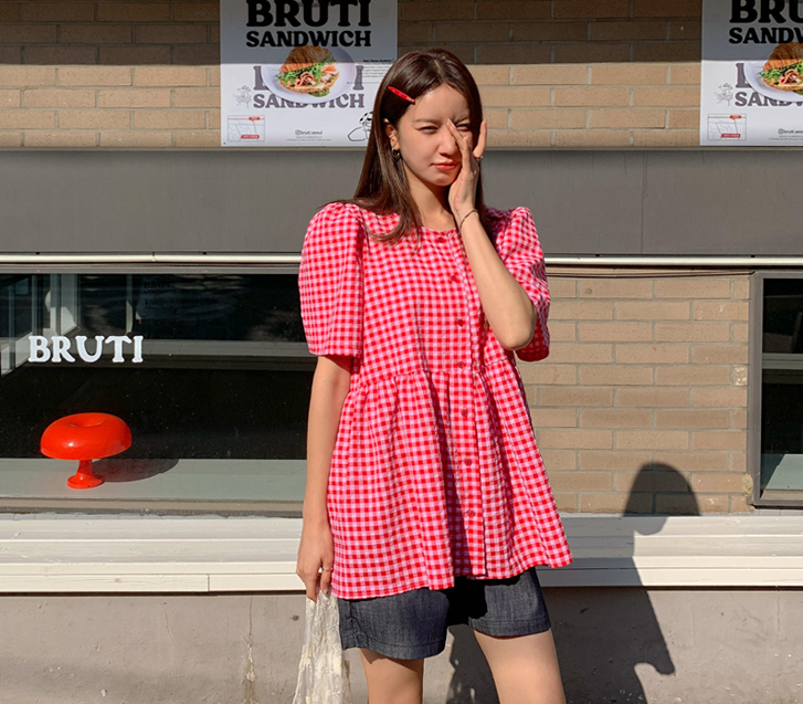 Pair Check Seersucker Short-sleeve Blouse