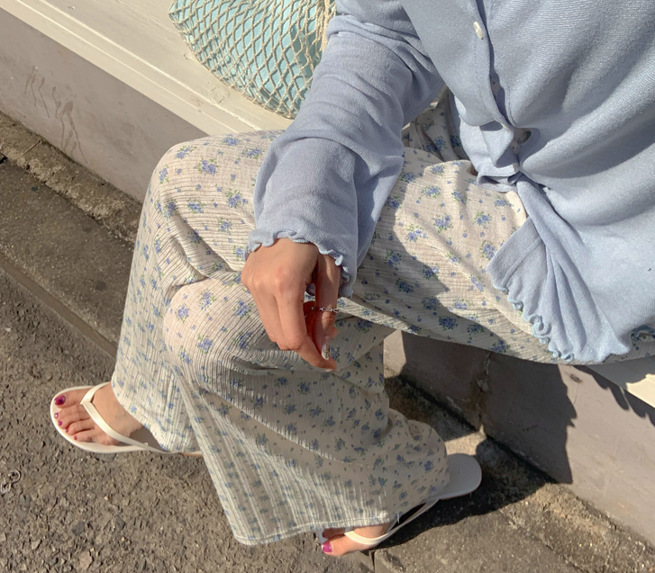 Nodi Flower Patterns Corrugated Wide Pants