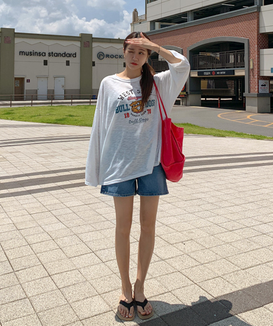 West Crack Lettering T-shirt