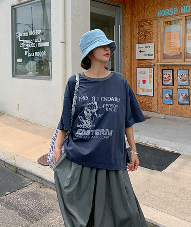 East Lettering Pigment Color Combination Short Sleeves T-shirt