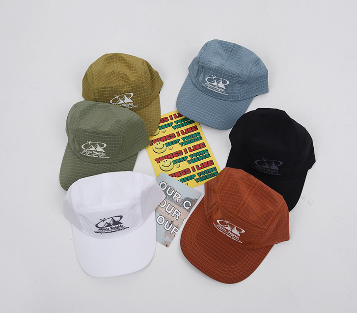 Alpine Embroidery Check Cap