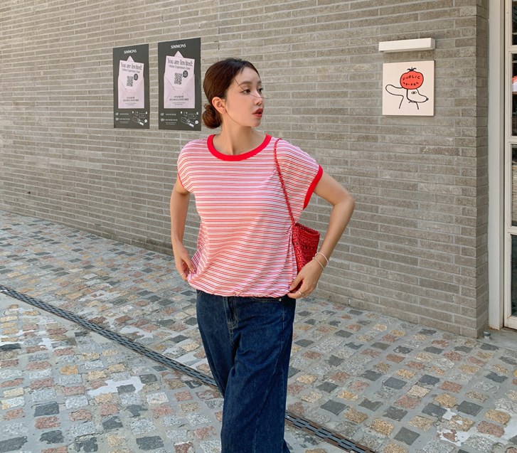 Vicky Striped Color Combination Stingray Short T-shirts