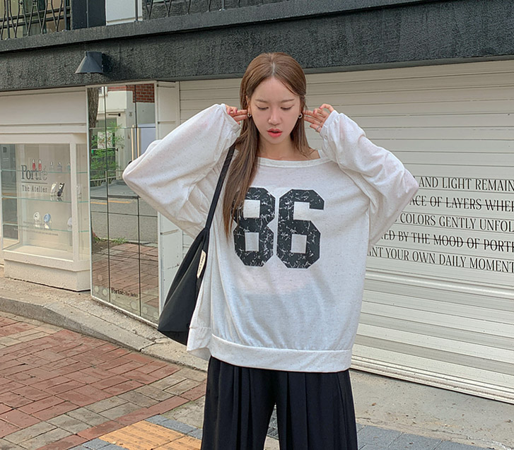 86 Lettering Off-shoulder Linen Long-sleeved T-shirt