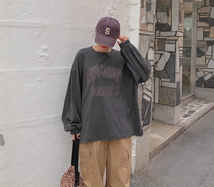 [Unisex] Hills Printed Pigment Long-sleeve T-shirt