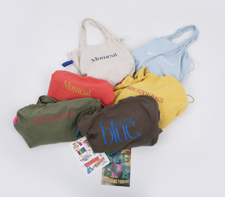 Moment Lettering Bag