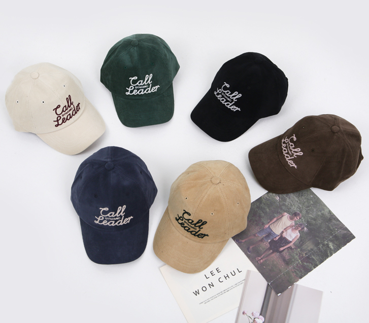 Collitter embroidered cap