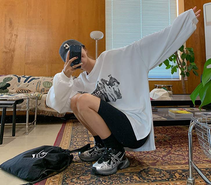 Outsider Print Slit Long-sleeve Long T-shirts