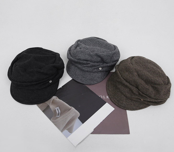 Wool Rivet Wrinkles Cap