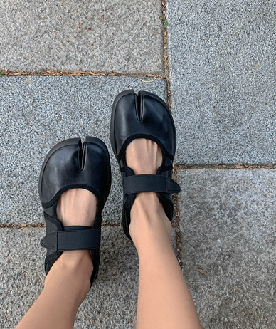 Glow Tabir Shoes
