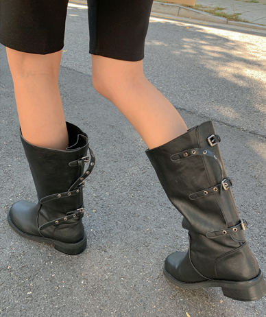Plain Buckle Long Boots