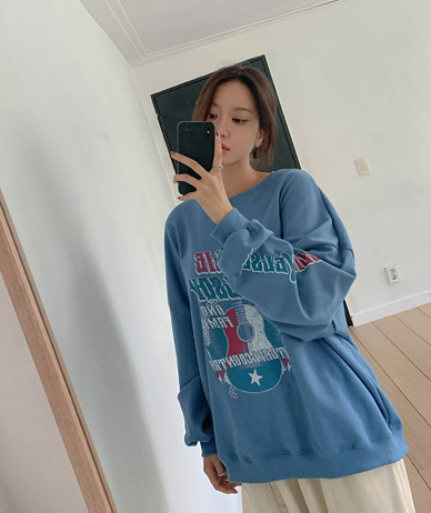 Vintage DAY6 Printed Sweatshirt