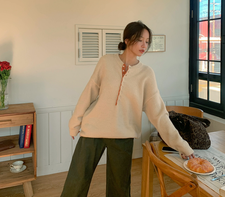 Work color combination button Henley neck knit