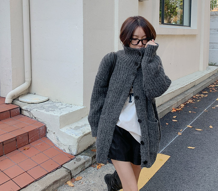Hyden Wool Highneck Button Long Cardigan