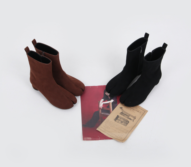 Moki Tabi Suede Ankle Boots
